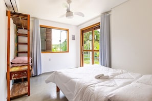 Villa | 3 bedrooms - 3BR House w/ BBQ 800m From Beach Rju8301 (Bombinhas)