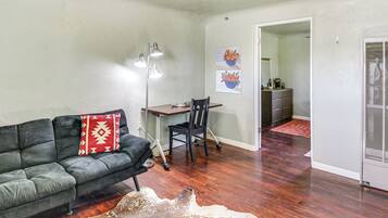 Casa (2 Bedrooms) | Interior