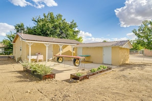 House (2 Bedrooms) | Interior - 3 Mi to Old Town, Fenced Yard: ABQ Abode! (Albuquerque)