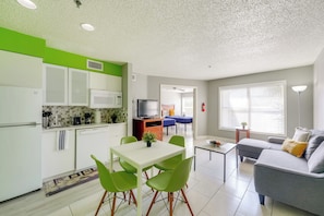 Apartment (1 Bedroom) | Interior