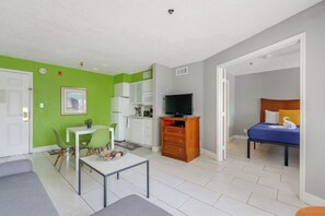 Apartment (1 Bedroom) | Interior