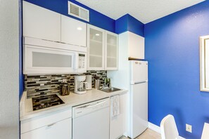 Apartment (1 Bedroom) | Interior