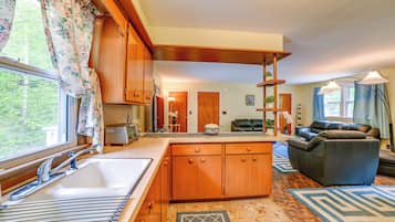 Apartment (1 Bedroom) | Interior