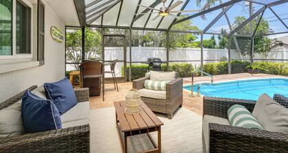 1 Mi to Vanderbilt Beach! Family Home on 500 Block