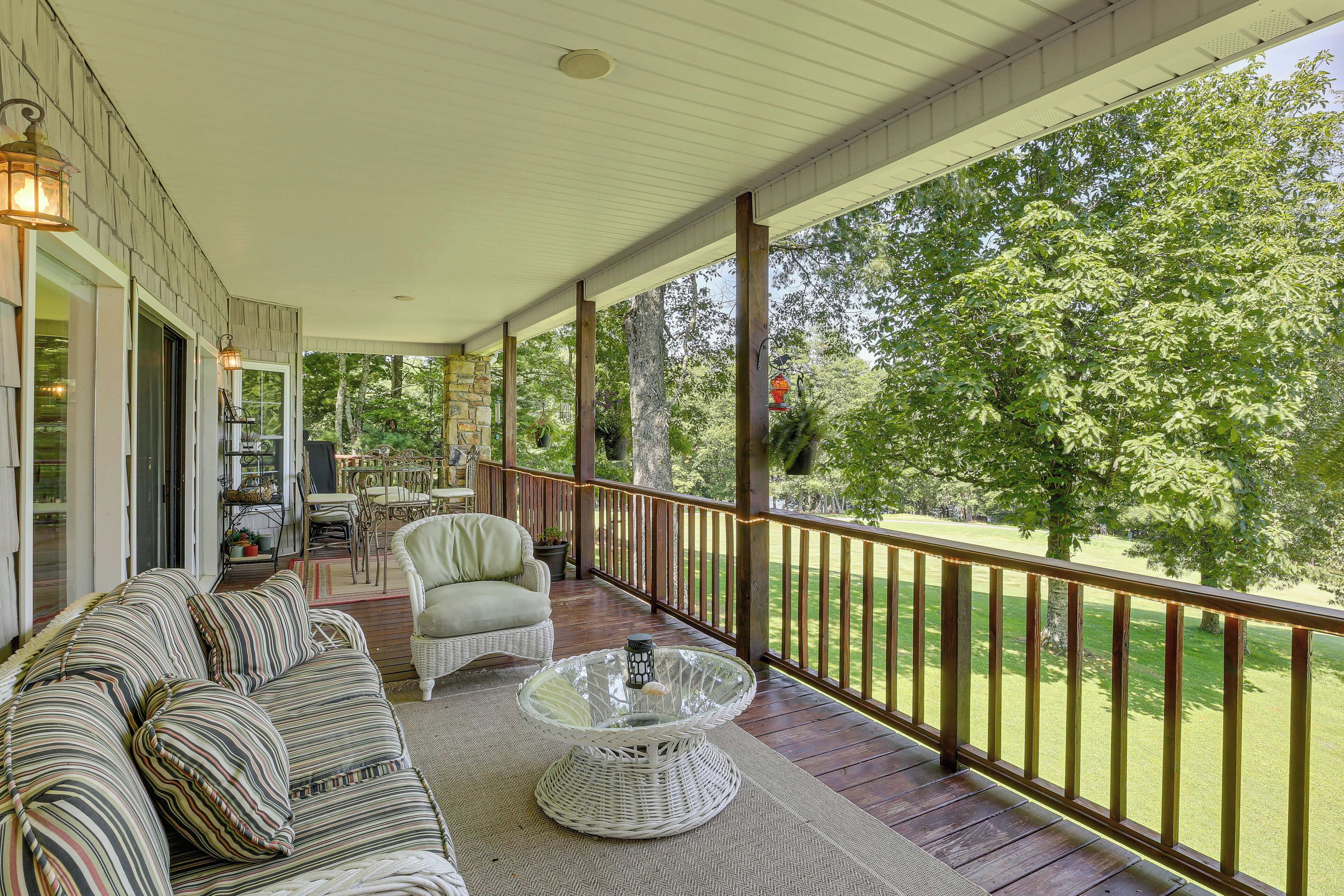 House (4 Bedrooms) | Front of property