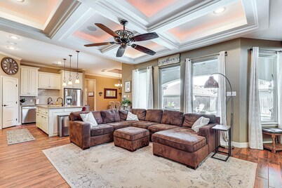 1 Mi to Utrgv Stadium: Roomy Retreat w/ Pool, Yard