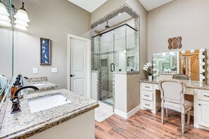 Talo (3 Bedrooms) | Sisätilat