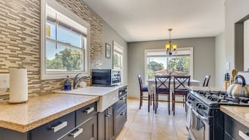 Casa (2 Bedrooms) | Interior