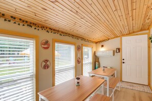 House (2 Bedrooms) | Interior - Pet-friendly Mtn Retreat w/ Yard in Blairsville! (Blairsville)