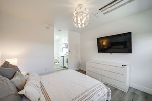 Apartment (0 Bedroom) | Interior