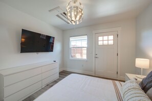Apartment (0 Bedroom) | Interior - Private Patio, Steps to Lake: Soap Lake Studio! (Soap Lake)