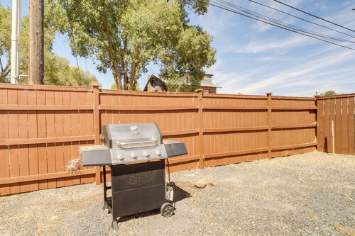 Walk to Water: Soap Lake Studio w/ Patio!