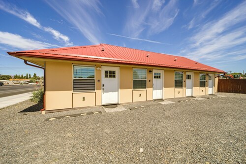 Walk to Water: Soap Lake Studio w/ Patio!