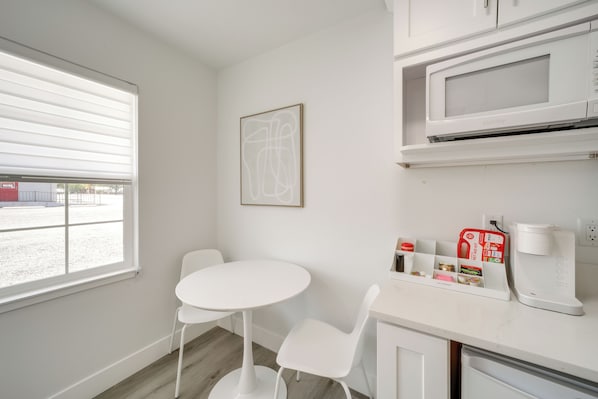 Apartment (0 Bedroom) | Interior