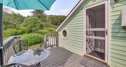 Quaint & Charming Cherry Valley Escape!