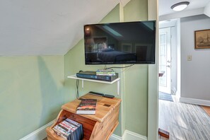 Apartment (0 Bedroom) | Interior