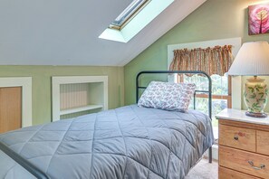 Apartment (0 Bedroom) | Interior