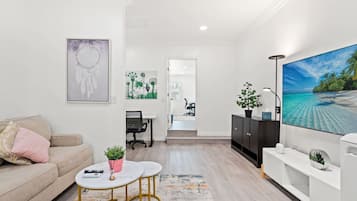 House | 2 bedrooms, Internet