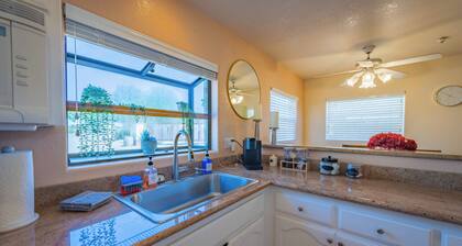 Romantic 1BR suite at Winery w/Views!