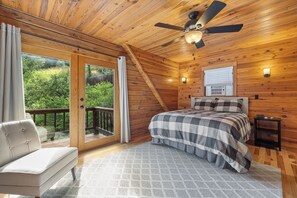 4 bedrooms, free WiFi, bed sheets