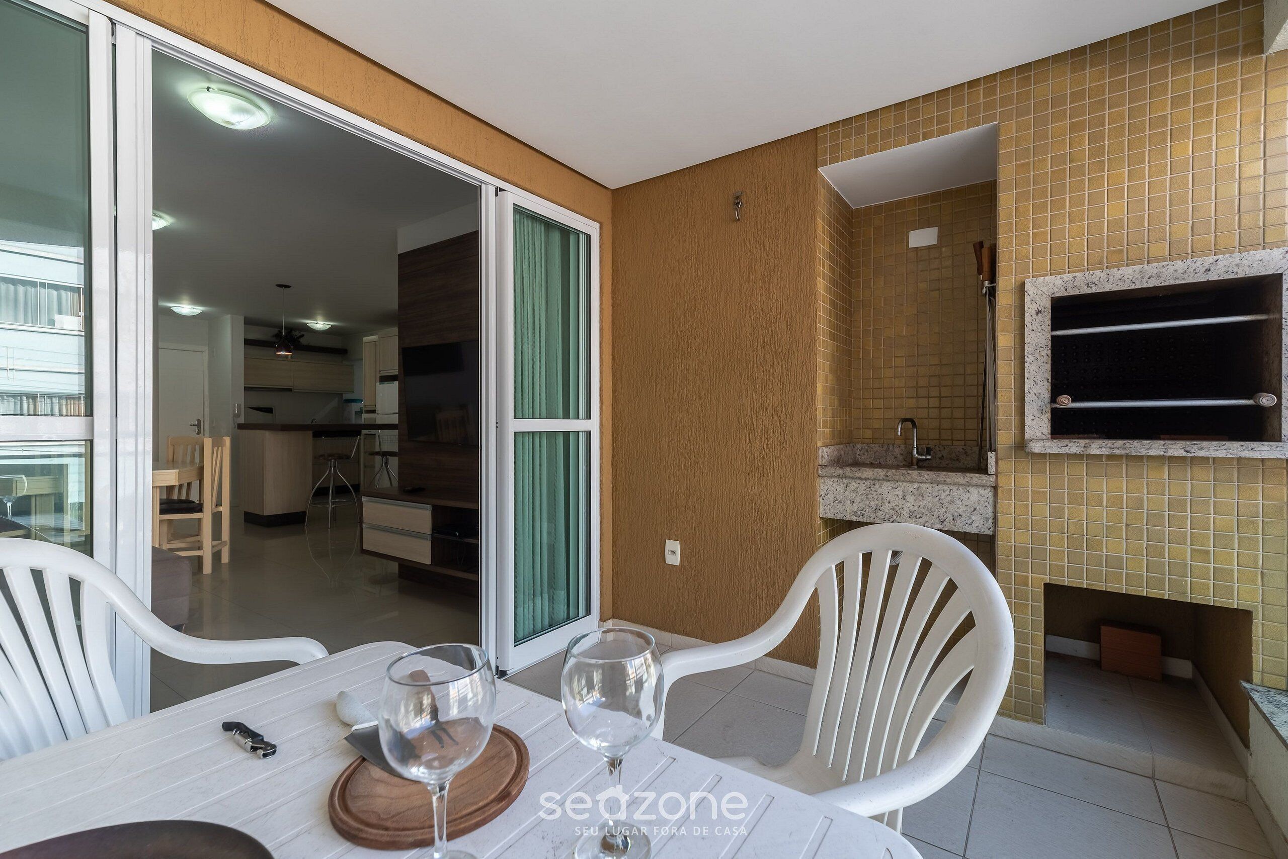 基础公寓 | 用餐