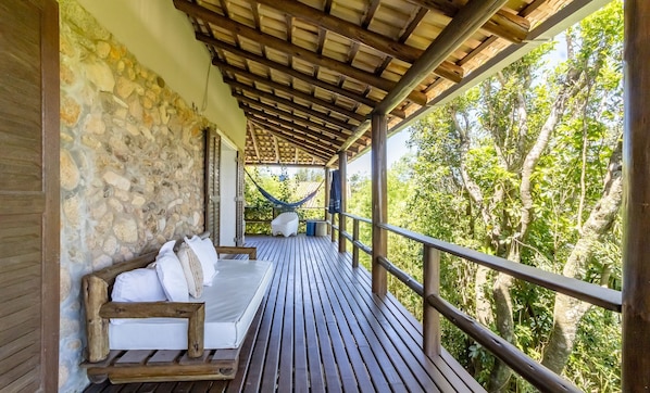 Basic Villa | Terrace/patio