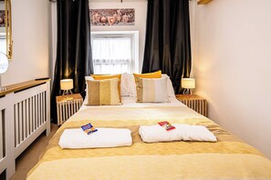 3 間睡房、書桌、Wi-Fi