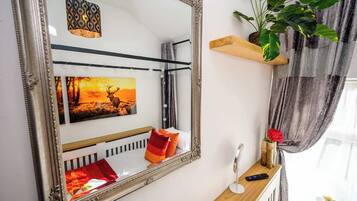 3 habitaciones, escritorio y wifi