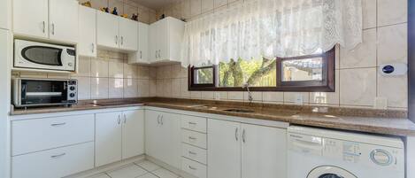 Villa | Private kitchen