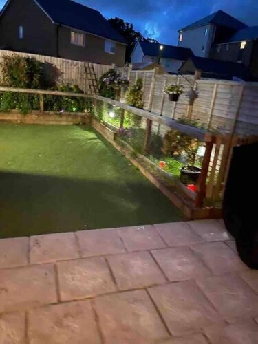 Bristol Unique Townhouse - 4 Bedroom House