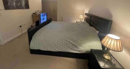 Bristol Unique Townhouse - 4 Bedroom House