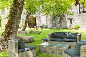 Garden - Le Repos du Poète (Nestier)
