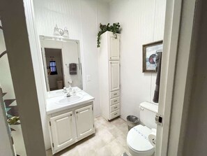 淋浴設備、風筒、提供毛巾