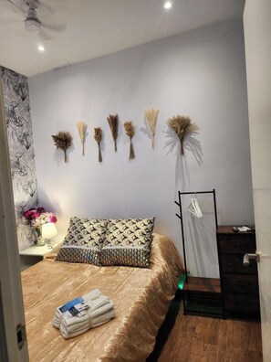 1 bedroom, iron/ironing board, WiFi, bed sheets