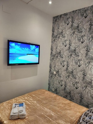 1 makuuhuone, silitysrauta/-lauta, Wi-Fi, vuodevaatteet