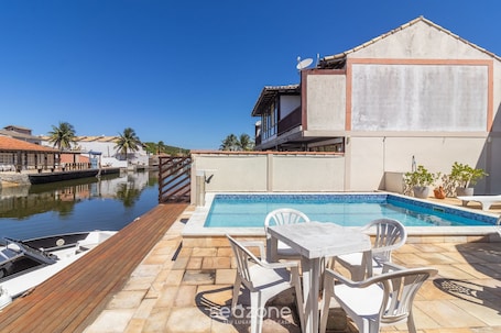 基础别墅 | 室外用餐