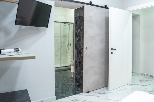 Standaard resortwoning, 1 queensize bed, uitzicht op de stad | Gratis wifi