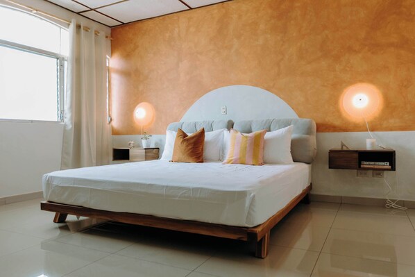 3 bedrooms, iron/ironing board, travel crib, WiFi