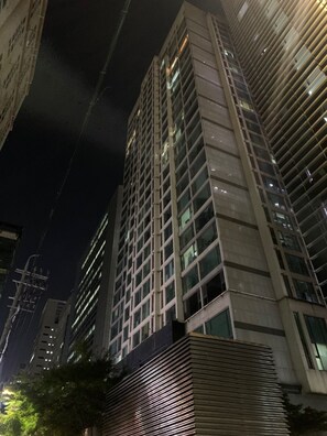 Exterior - Center of Gangnam, Main Avenue Balcony view Apartment (Seoul)