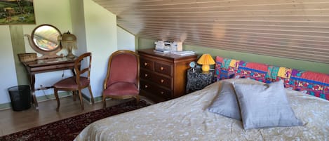 1 soverom, strykejern/-brett, wi-fi og sengetøy