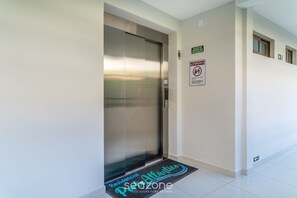 Basic Apartment | Interior - Apto a 2 min da Praia em cond. c/piscina PTA0104 (Cabedelo)