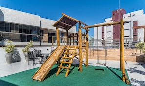 Basic Apartment | Children's area