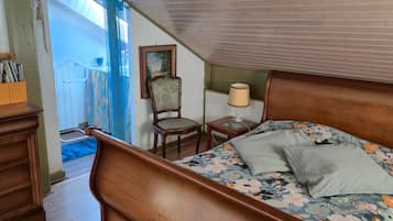 1 chambre, fer et planche Ă  repasser, Wi-Fi, draps fournis