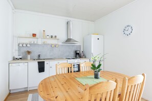 Tủ lạnh, lò vi sóng, lò nướng, bếp nấu