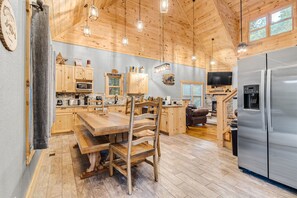 Family House, 3 Bedrooms, Patio, Mountain View | In-room dining - Pinewood Forest Walden's Creek Cabins (Sevierville)