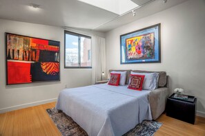 2 bedrooms, Internet, bed sheets