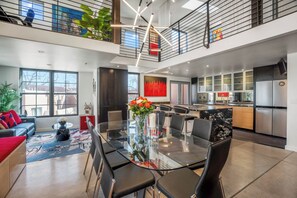Dining - The Loft at Marquez Place | Skyline Views, Luxe Design (Santa Fe)