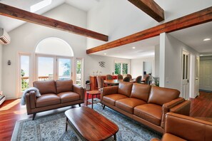 Villa, 3 Bedrooms | Living area | Smart TV, streaming services