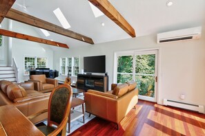 Villa, 3 Bedrooms | Living area