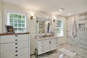 Vila, 3 quartos | Banheiro | Toalhas de banho, shampoo